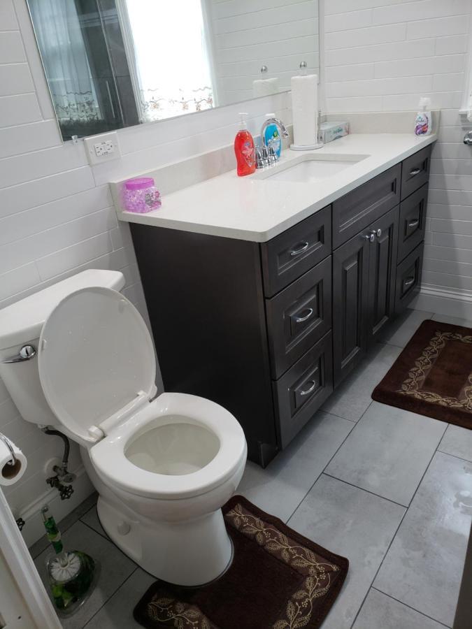 Comfortable Holiday Homestay Ню Йорк Екстериор снимка