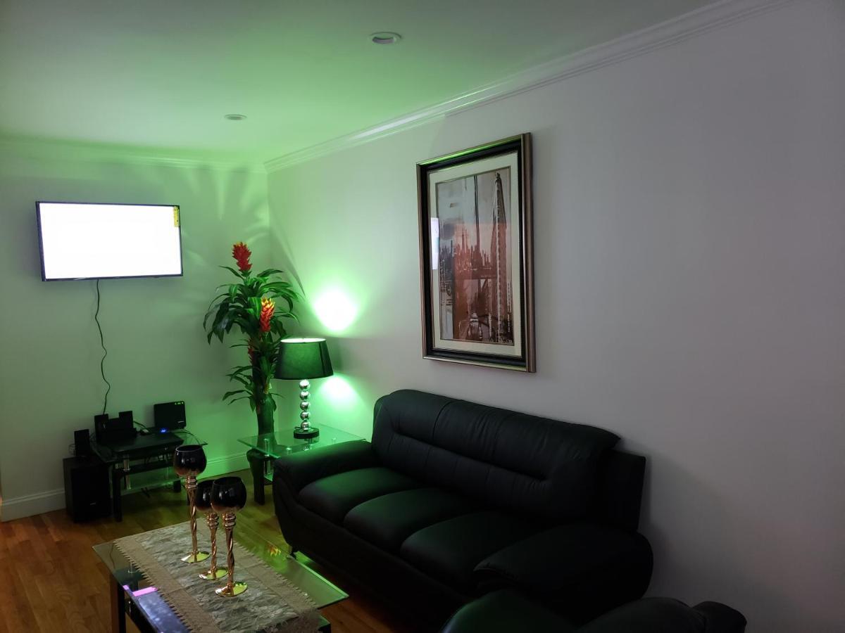 Comfortable Holiday Homestay Ню Йорк Екстериор снимка